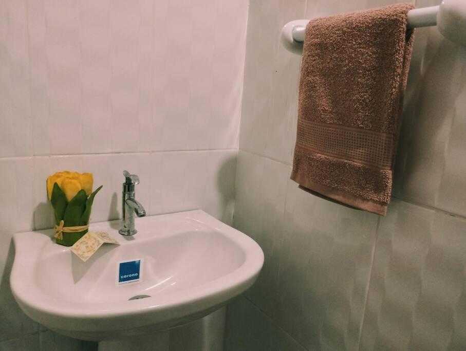 Apart Florencia, Piscina En El Verano! Incluye Parking Y Vigilancia 24 Horas! Tacna Eksteriør bilde